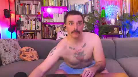 HipsterTrash Clark one half of Task Manager online show from August 7, 12:01 pm