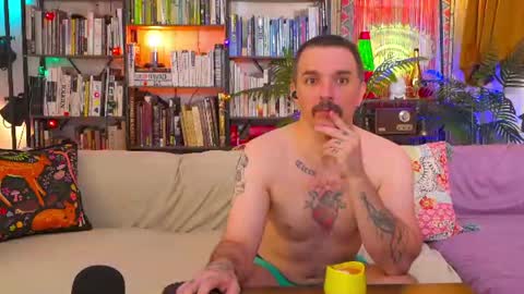 HipsterTrash Clark one half of Task Manager online show from July 2, 7:47 am
