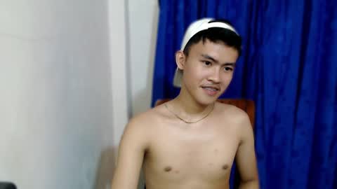 Snapshot of holy_fucker21 chatting on September 16, 5:36 pm Jayjay online show from September 16, 5:36 pm