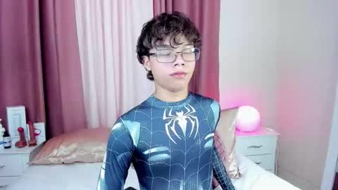 honeymoon_sariel online show from December 15, 8:39 pm