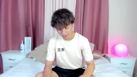 honeymoon_sariel online show from December 20, 8:27 pm