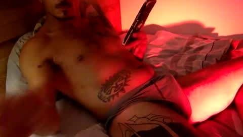 hormones84 online show from December 21, 7:11 pm