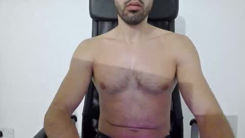 Snapshot of hornboy43 chatting on September 21, 6:30 pm Oliver Saints online show from September 21, 6:30 pm