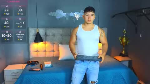 Snapshot of horny_nick18 chatting on October 20, 12:42 pm horny_nick18 online show from October 20, 12:42 pm