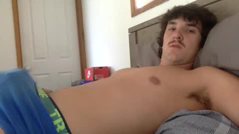 hornyboi186 online show from November 26, 4:48 am