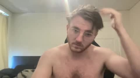Snapshot of hornymiker chatting on February 16, 11:05 am hornymiker online show from February 16, 11:05 am
