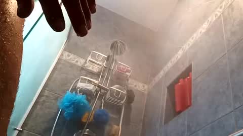 Snapshot of hornysaint310 chatting on February 11, 7:12 am hornysaint310 online show from February 11, 7:12 am