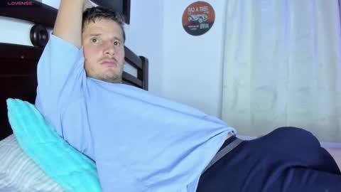 horse_man2 online show from October 24, 1:07 am