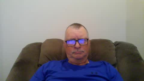 Snapshot of hot4tightholes chatting on March 3, 2:10 pm hot4tightholes online show from March 3, 2:10 pm