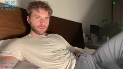 Edward aka Wolf online show from March 31, 4:03 am