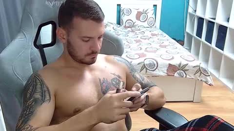 Snapshot of hot_cap_77 chatting on October 8, 7:07 pm hot_cap_77 online show from October 8, 7:07 pm