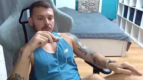 Snapshot of hot_cap_77 chatting on September 30, 5:49 pm hot_cap_77 online show from September 30, 5:49 pm