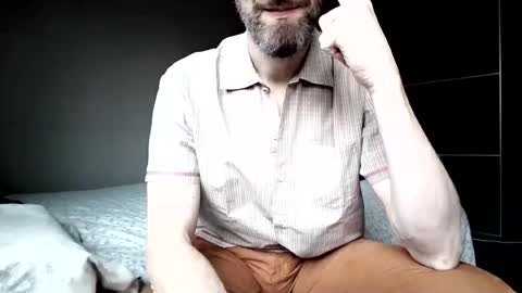 Daddy online show from April 14, 8:03 am