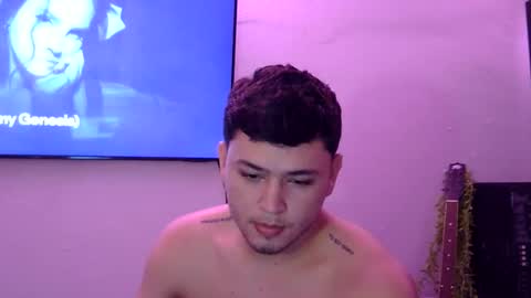 Snapshot of hot_ryyan chatting on October 27, 3:36 pm hot_ryyan online show from October 27, 3:36 pm