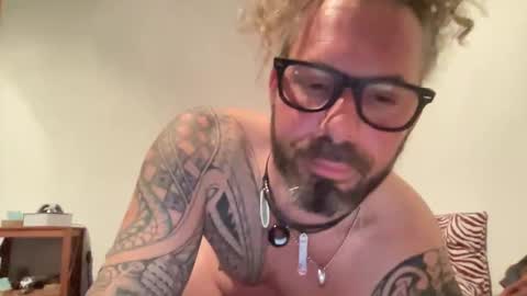 Snapshot of hot_sex83 chatting on February 6, 6:46 pm letmedoo2 online show from February 6, 6:46 pm