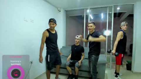 Vanesa Oliver and Andrew online show from November 20, 3:28 am