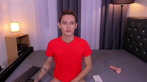 Kenny online show from October 14, 6:04 pm