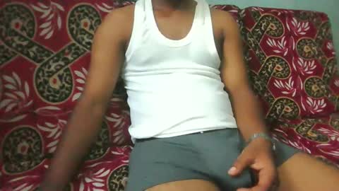 hotguyy001 online show from March 22, 10:20 am