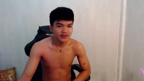 hotking_cummer online show from February 15, 6:30 am