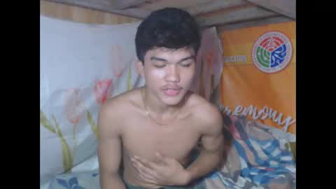 hotking_cummer online show from October 27, 5:32 am