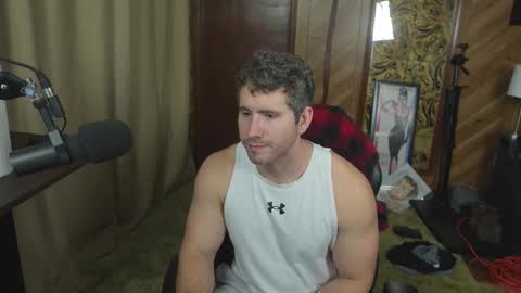 hotmuscles6t9 online show from December 1, 2:25 am