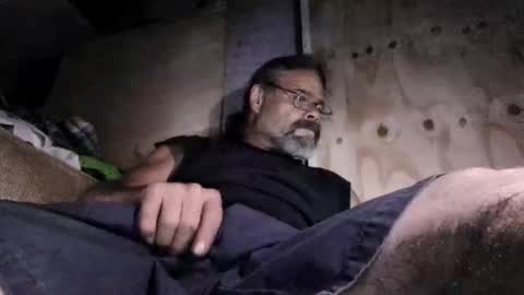 hotnriv13 online show from April 7, 5:07 am