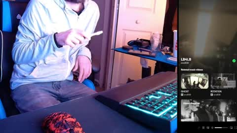 hotpumpkinpies online show from April 14, 4:12 am