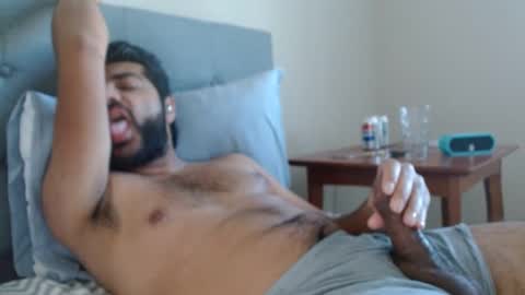 Snapshot of hotsexdude69 chatting on December 6, 2:06 pm hotsexdude69 online show from December 6, 2:06 pm