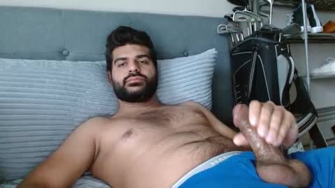 Snapshot of hotsexdude69 chatting on February 5, 2:05 pm hotsexdude69 online show from February 5, 2:05 pm
