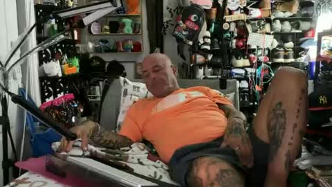 hotstuff775616 online show from July 1, 2:45 am