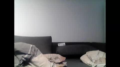 Snapshot of hubikush22 chatting on March 9, 5:44 am hubikush22 online show from March 9, 5:44 am
