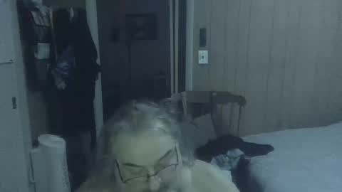 lonely huggy bear online show from February 23, 12:40 pm