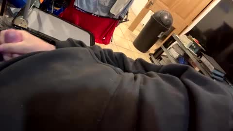 hulk1148 online show from December 6, 9:46 pm