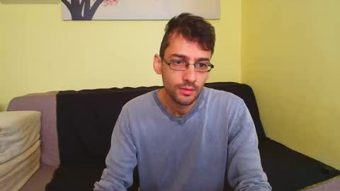 Snapshot of hungeddy chatting on October 9, 12:21 pm Eddy online show from October 9, 12:21 pm