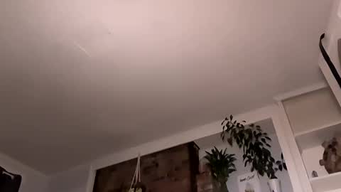 hungitalian40 online show from October 28, 7:44 am