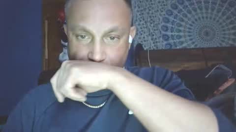 hunglikeray2286 online show from February 1, 1:37 am