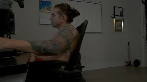 Mr. Dom online show from May 21, 5:25 am