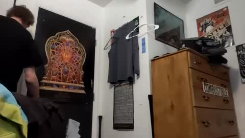 hungtxcock92 online show from February 1, 9:43 am