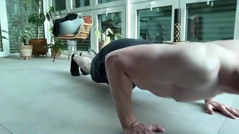 hungwank95 online show from August 5, 4:34 pm