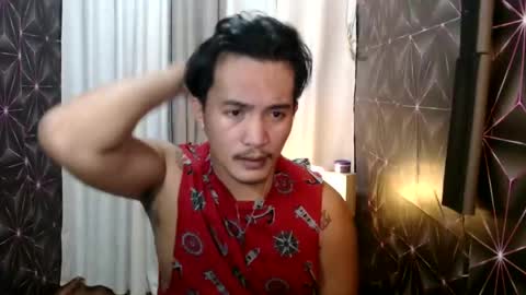 hunkylloyd online show from December 31, 11:42 am