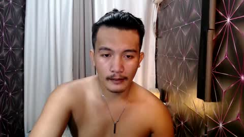 hunkylloyd online show from February 20, 10:05 am