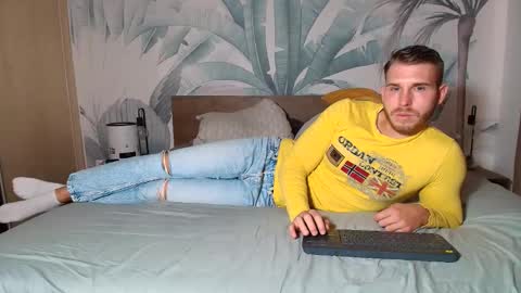 Hunter Bridges online show from October 4, 10:20 am