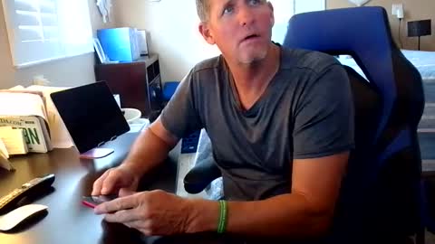 hvacstud4 online show from March 24, 7:29 pm