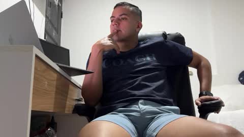 hvm20 online show from April 25, 3:53 pm