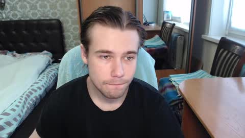 Tom online show from April 3, 5:26 am