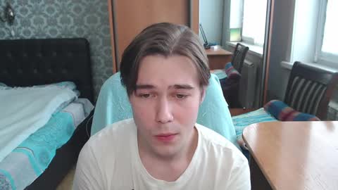 Tom online show from March 28, 10:15 am