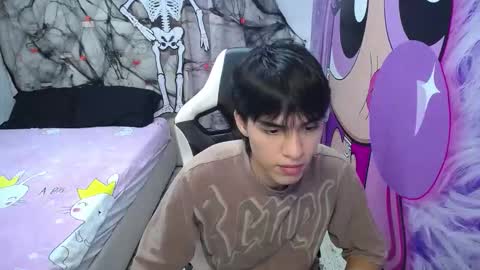 Snapshot of hyun_jin_ chatting on October 21, 9:17 pm hyun jin online show from October 21, 9:17 pm
