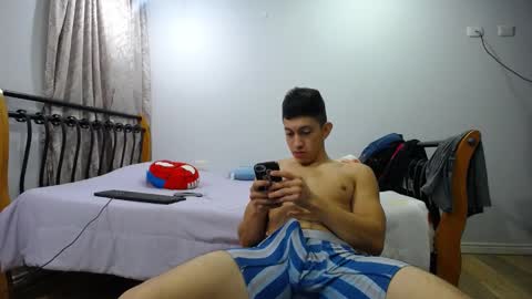 Snapshot of iam_yourbabyprincess_xd chatting on February 27, 5:45 am iam_yourbabyprincess_xd online show from February 27, 5:45 am