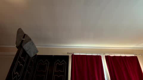 iamhereandnow online show from January 16, 7:38 pm