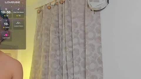 Juliiiiian online show from January 24, 11:04 am